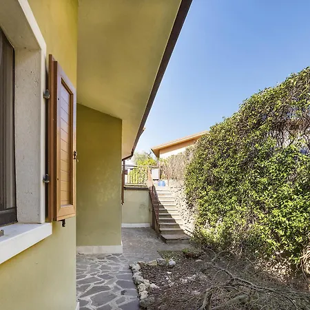 7 Ac P Vista Giardino Apartment